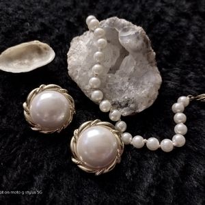 vintage clip on earrings